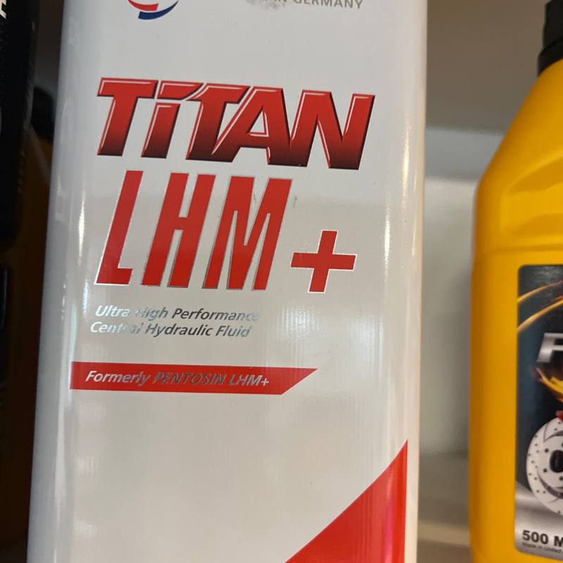 Liquide hydraulique central Titan LHM+ 1 L Fuchs