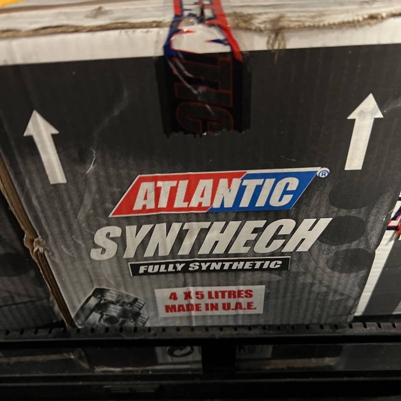 Huile moteur Synthech entièrement synthétique 4 x 5 L Atlantic