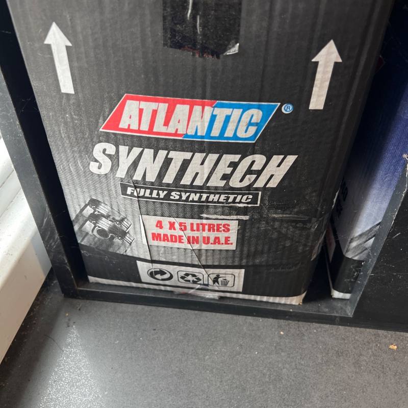 Huile moteur Synthech entièrement synthétique 4 x 5 L Atlantic
