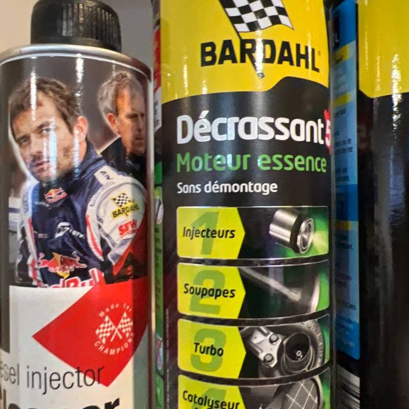 Décrassant moteur essence 5 actions sans démontage Bardahl