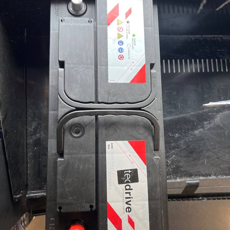 Batterie de démarrage 12V 110Ah 920A Tecdrive TAC110-L6