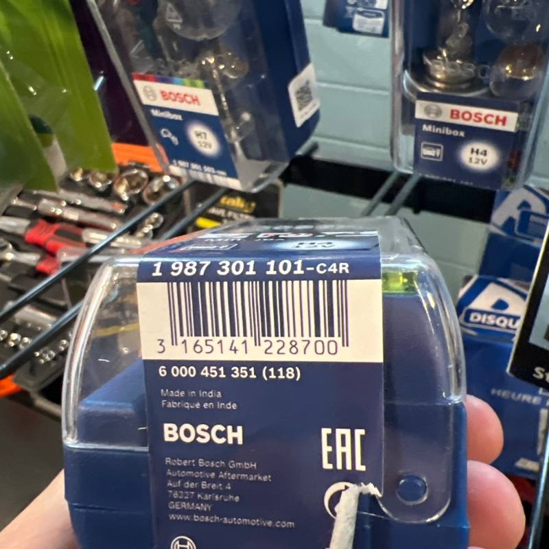 Coffret d'ampoules de rechange Minibox H4 12V Bosch 1 987 301 101